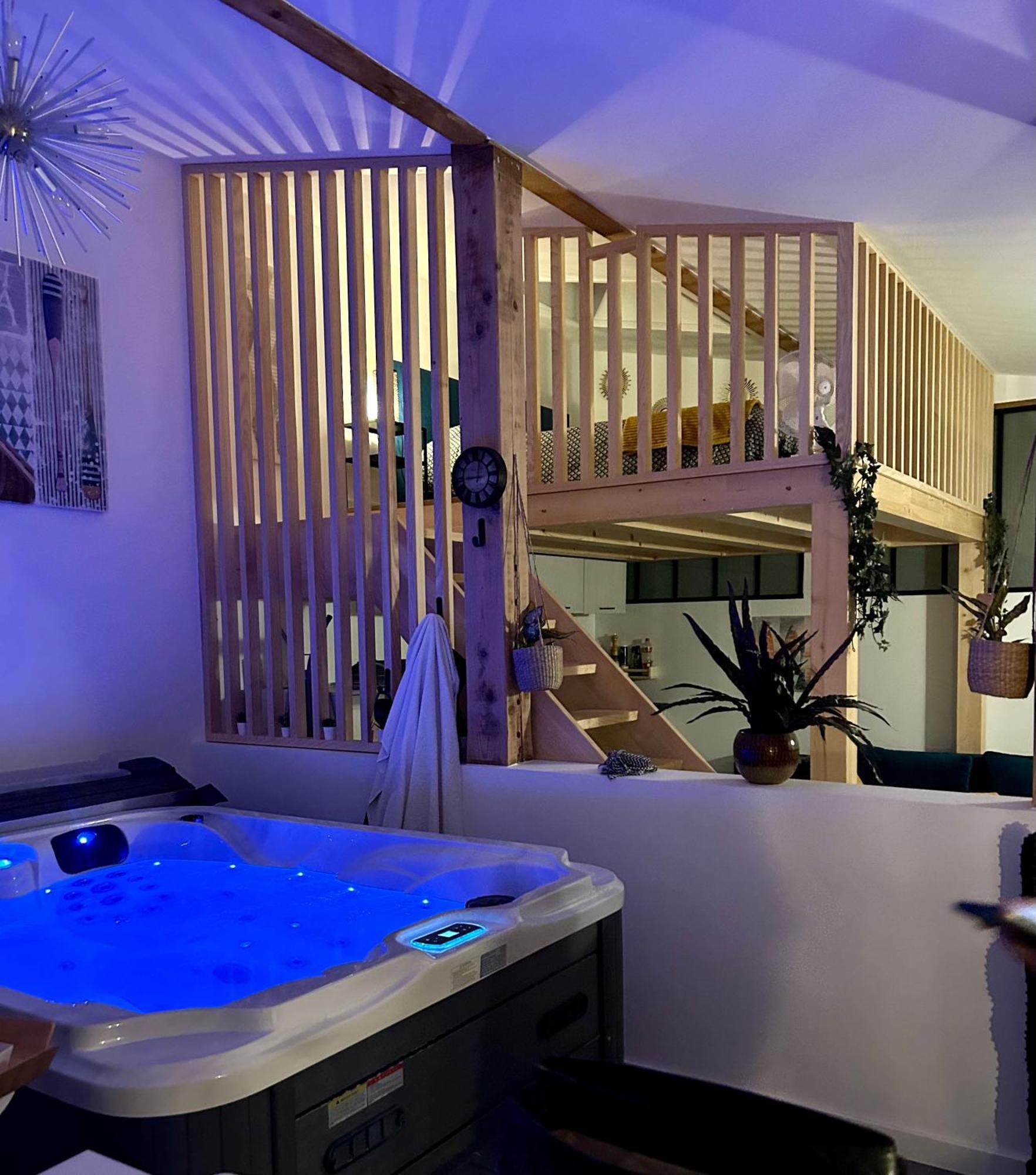 Loft Avec Jacuzzi Et Terrasse Prives Leilighet Sévrier Eksteriør bilde
