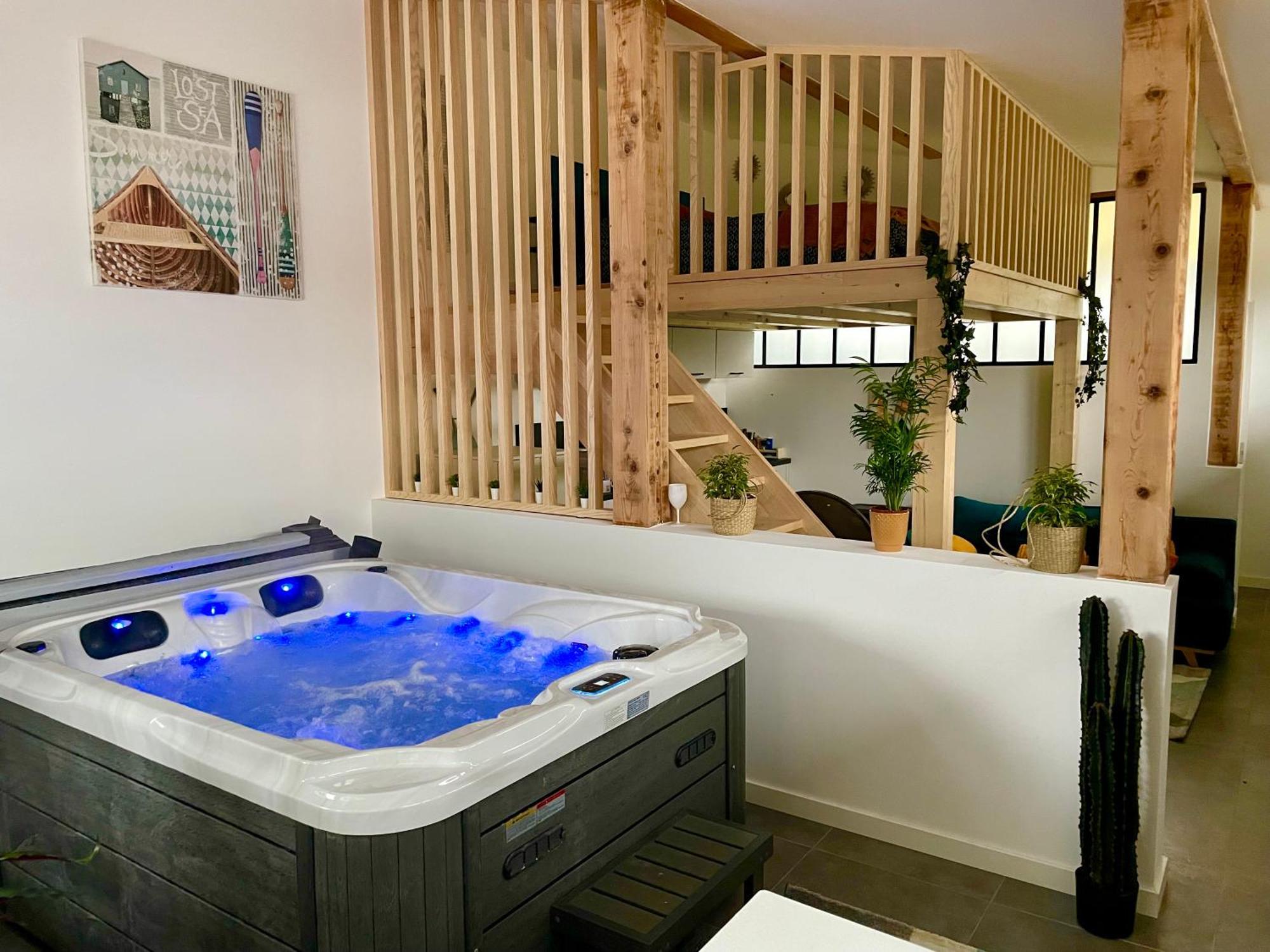 Loft Avec Jacuzzi Et Terrasse Prives Leilighet Sévrier Eksteriør bilde